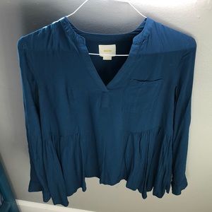 Long sleeve flow A-line blouse
